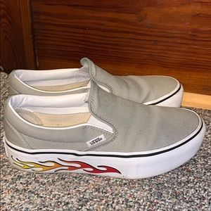 Vans PLATFORM slip ons